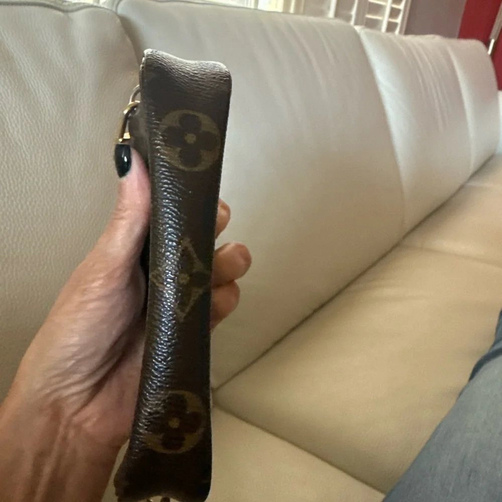 Louis Vuitton Black and Brown Monogram Wristlet - Picture 7 of 9